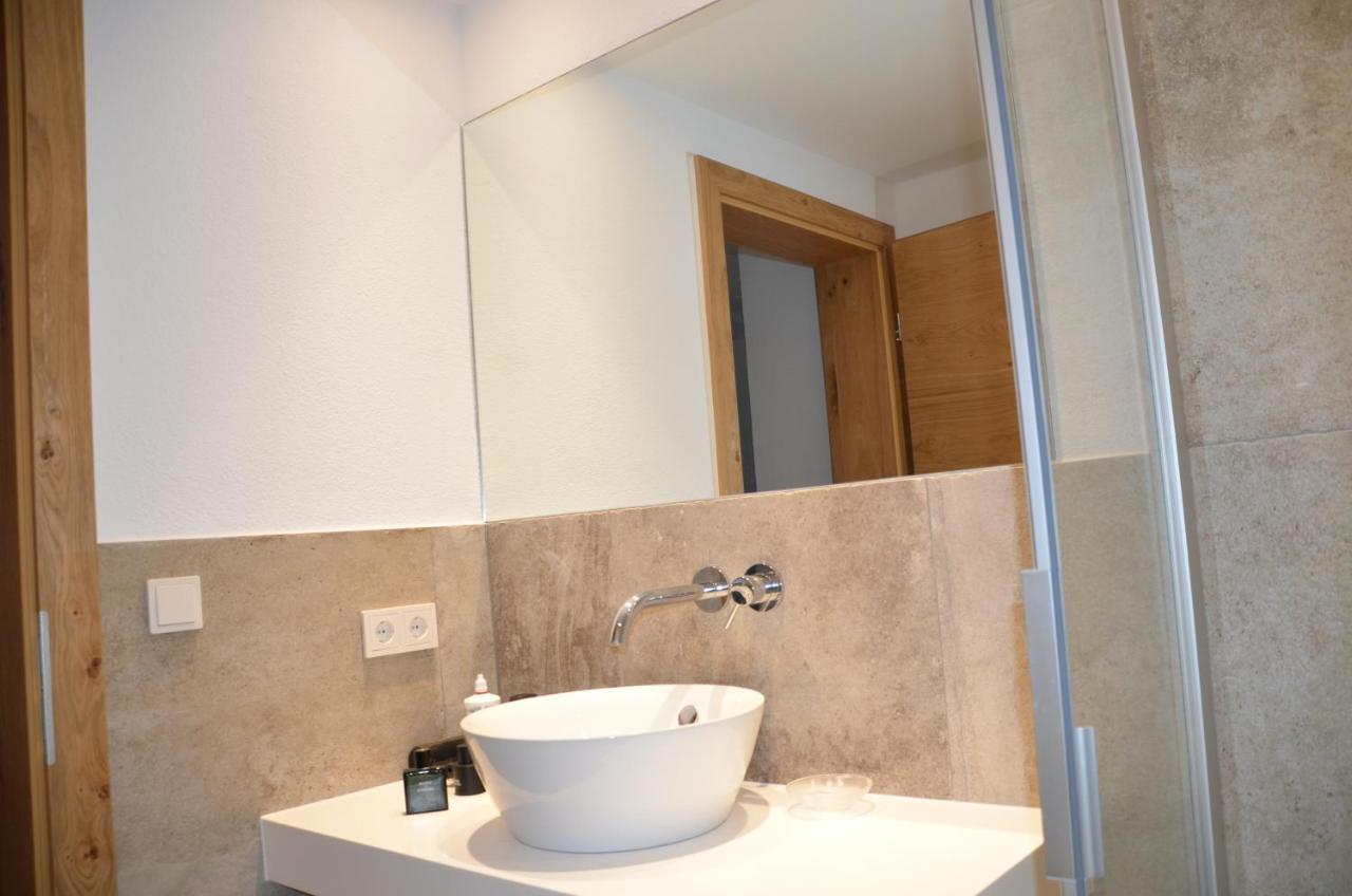 Haus Nick, Appartementhaus ซังคท์อันทอนอัมอาร์ลแบร์ก ภายนอก รูปภาพ